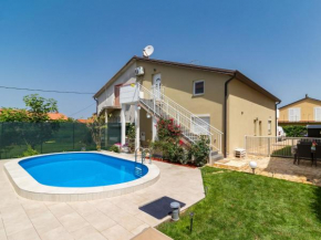 Apartment Erin, Umag